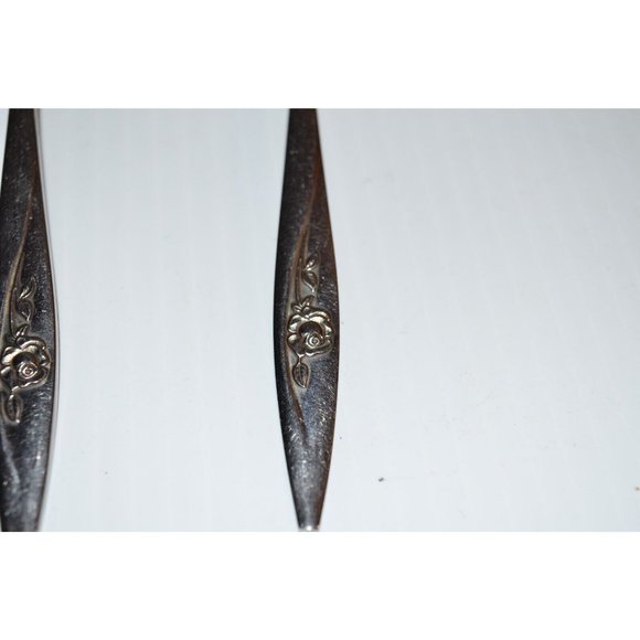 Oneida craft Deluxe serving spoon Lasting Rose Pre-owned 2 pc set - Picture 3 of 11